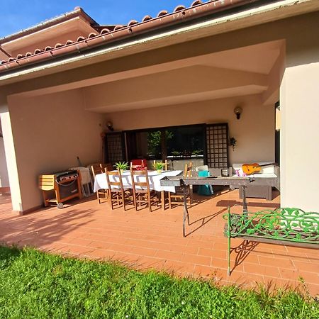 Villa Rosa Caporciano Exterior foto
