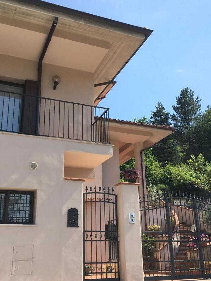 Villa Rosa Caporciano Exterior foto